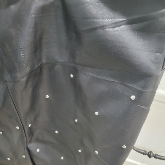 Michael Studio size 16 faux leather studded pant - Picture 5 of 7